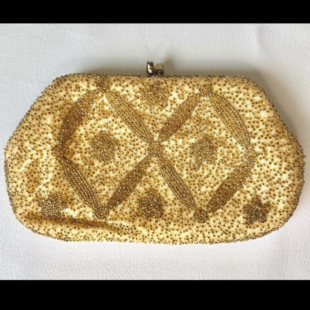 Vintage Richere Beaded Clamshell Clutch from Japan 1950s